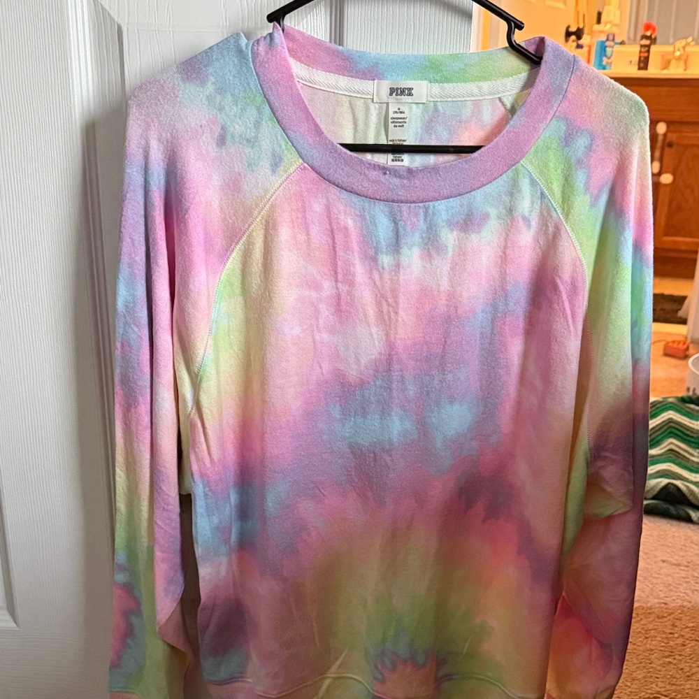 PINK Tie-Dye Long Sleeve Sweatshirt